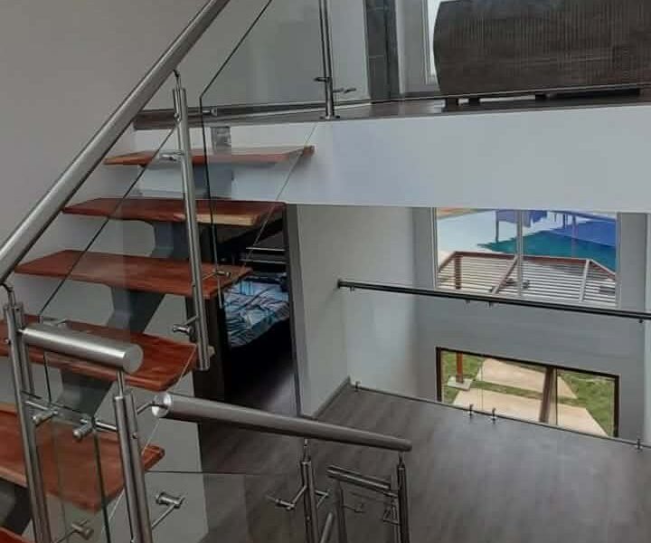 Todo en Aluminio Arquitectonico y Vidrio Templado, para tu hogar y negocio,