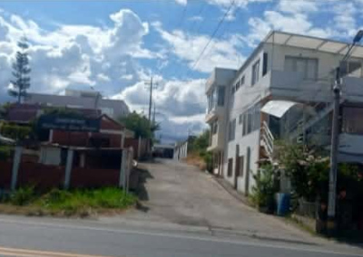 SE VENDE CASA CHACHAGÜÍ