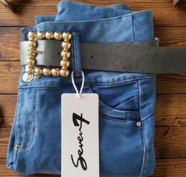 JEANS DE MARCA. LEVANTA COLA, CONTROL ABDOMEN, CON FAJA GRADUABLE INCLUIDA, CON CINTURÓN, EN MARCA SEVEN 7 Y EB