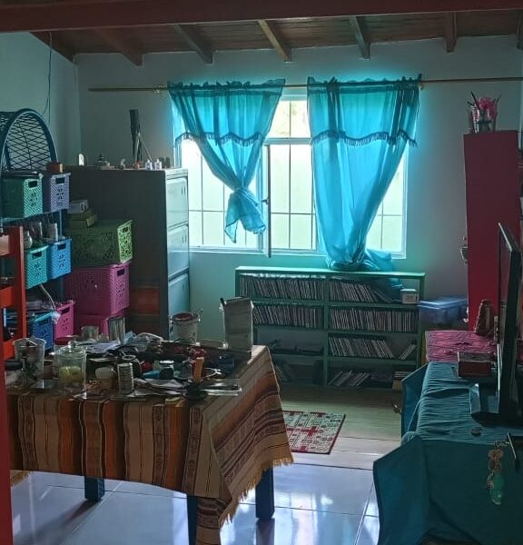 Se vende casa prefabricada barrio San Francisco chachagüí