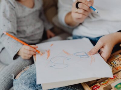 Estoy buscando trabajo de niñera