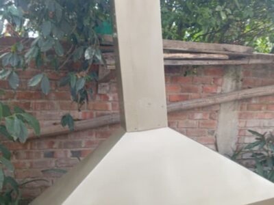 SE VENDE CAMPANA METÁLICA