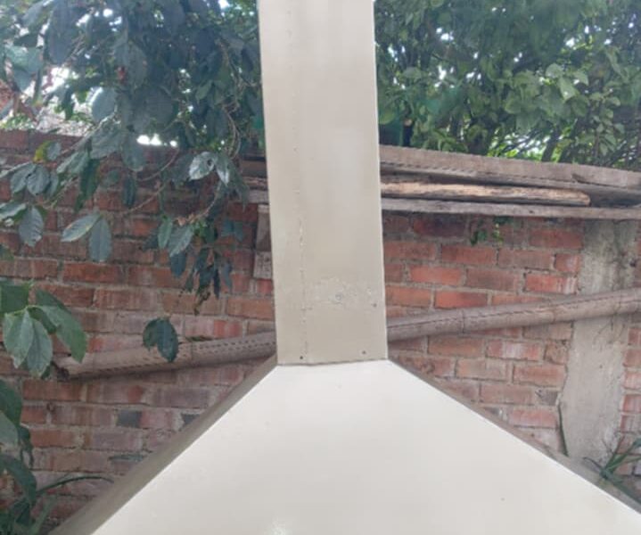 SE VENDE CAMPANA METÁLICA